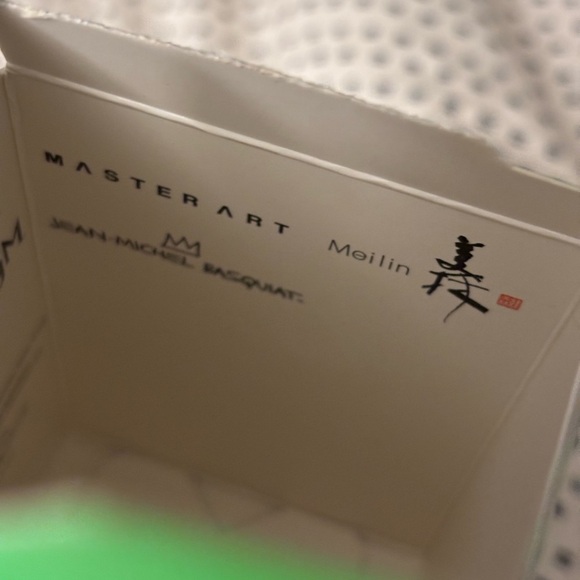 : : POP MART MEGA SPACE MOLLY JEAN-MICHEL BASQUIAT : : - Picture 11 of 16